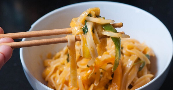 spicy-coconut-noodles600